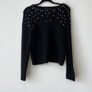 Pearl black sweater